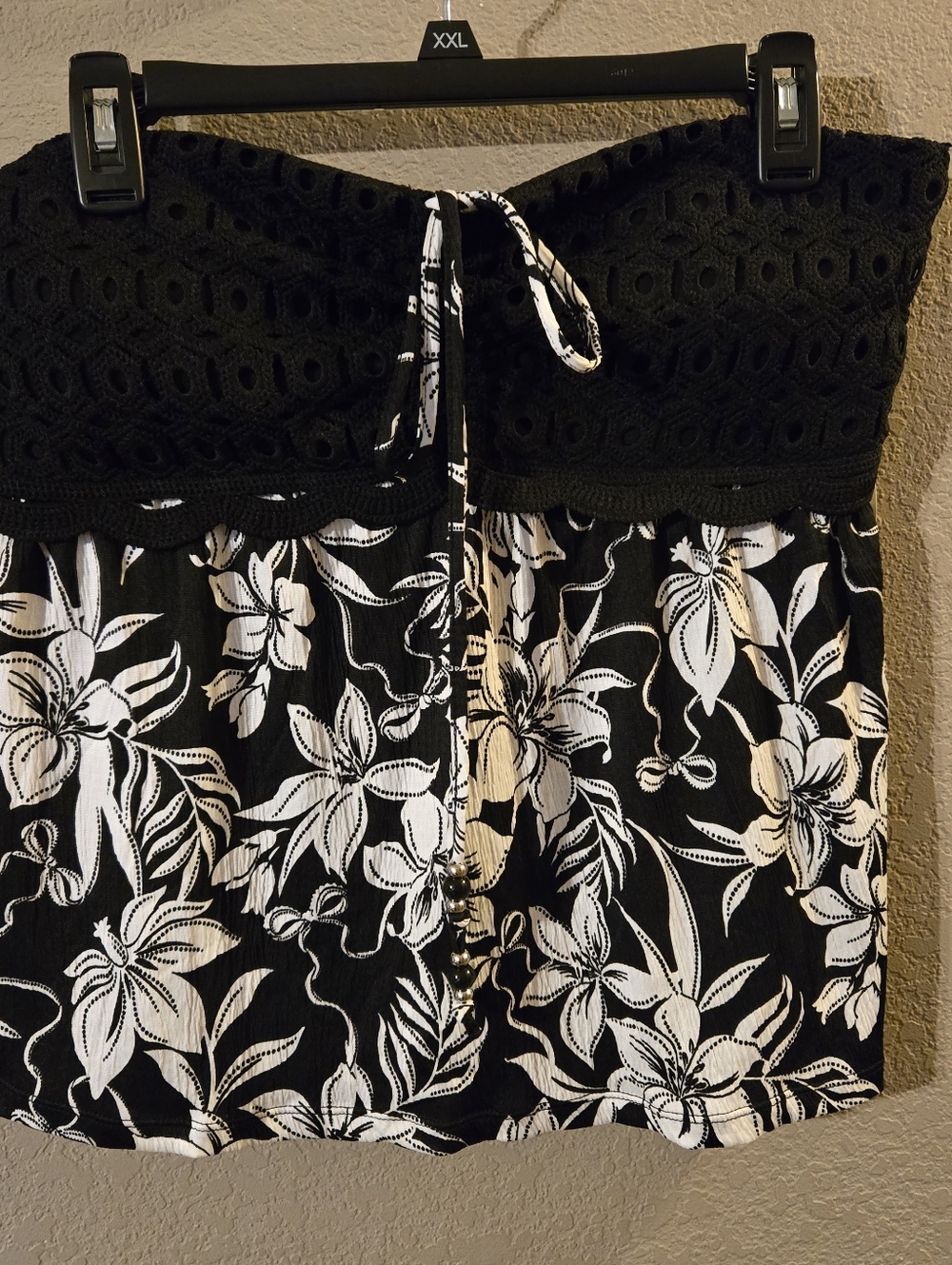 No Boudaries New Womens Black Floral Convertible Halter Top XL 16/18 Lace Bodice
